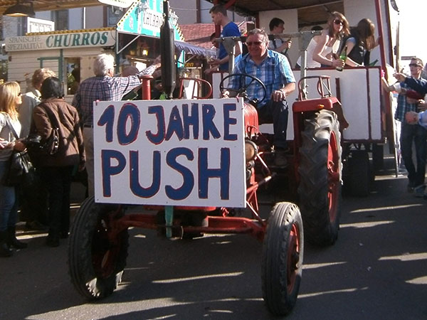 Push am Mathaisemarkt-Umzug beteiligt.